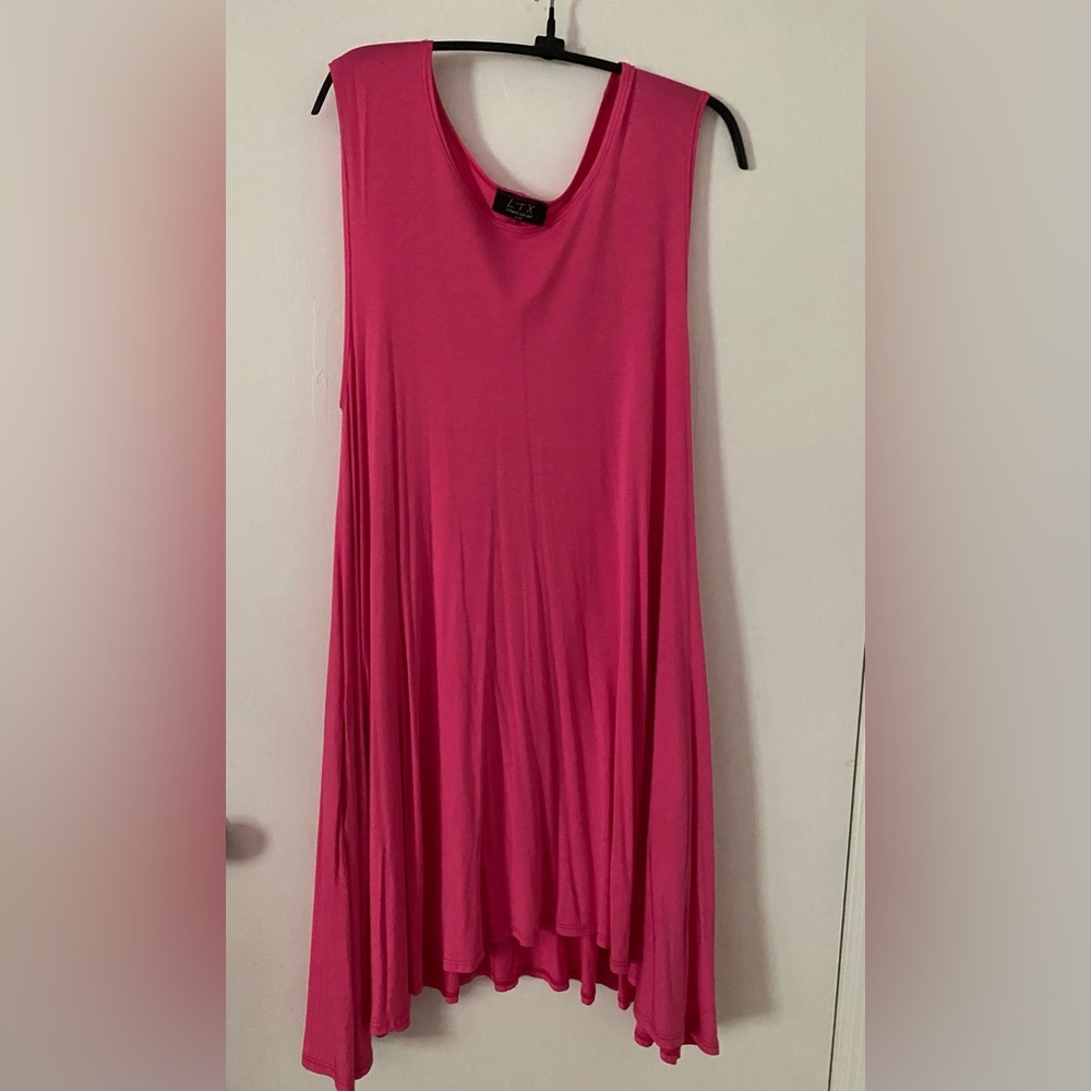 Chic Pink Sleeveless Midi Dress